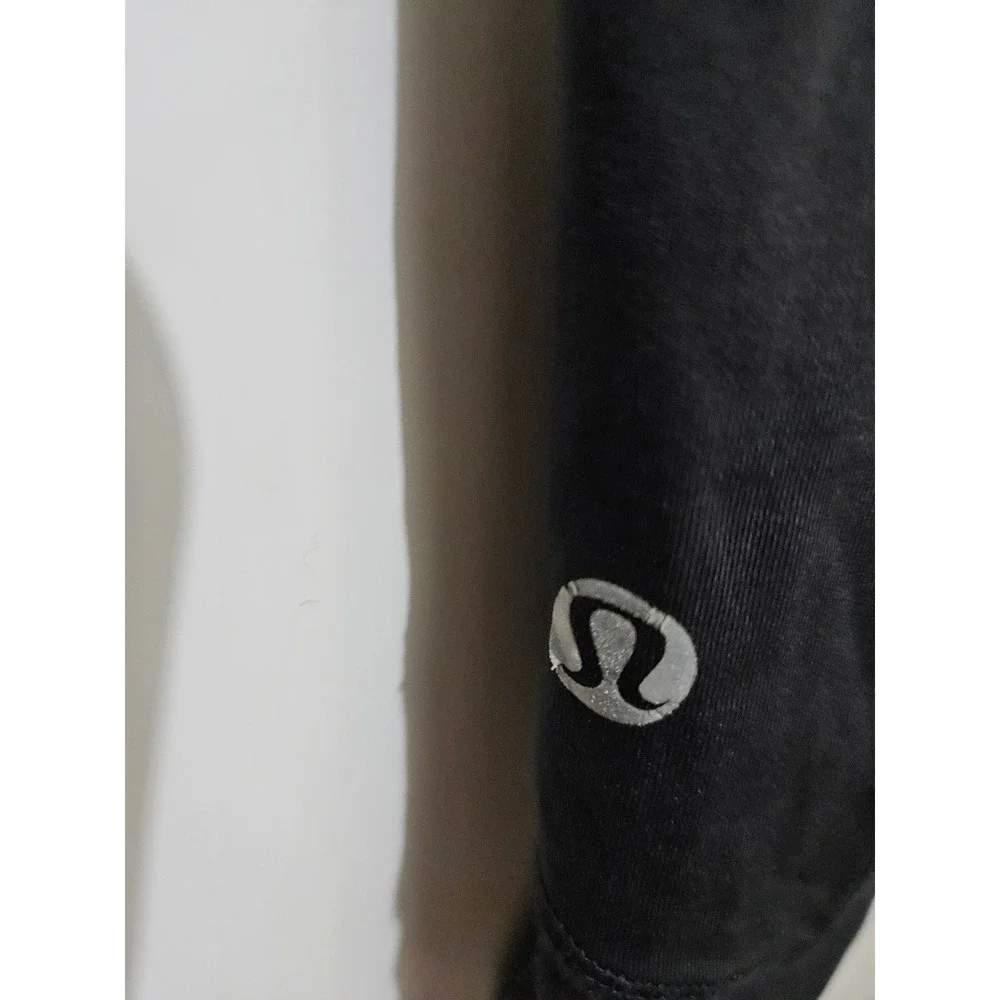 Lululemon Run Inspire Crop II Black Striped Waistband Leggings Womens Size 6